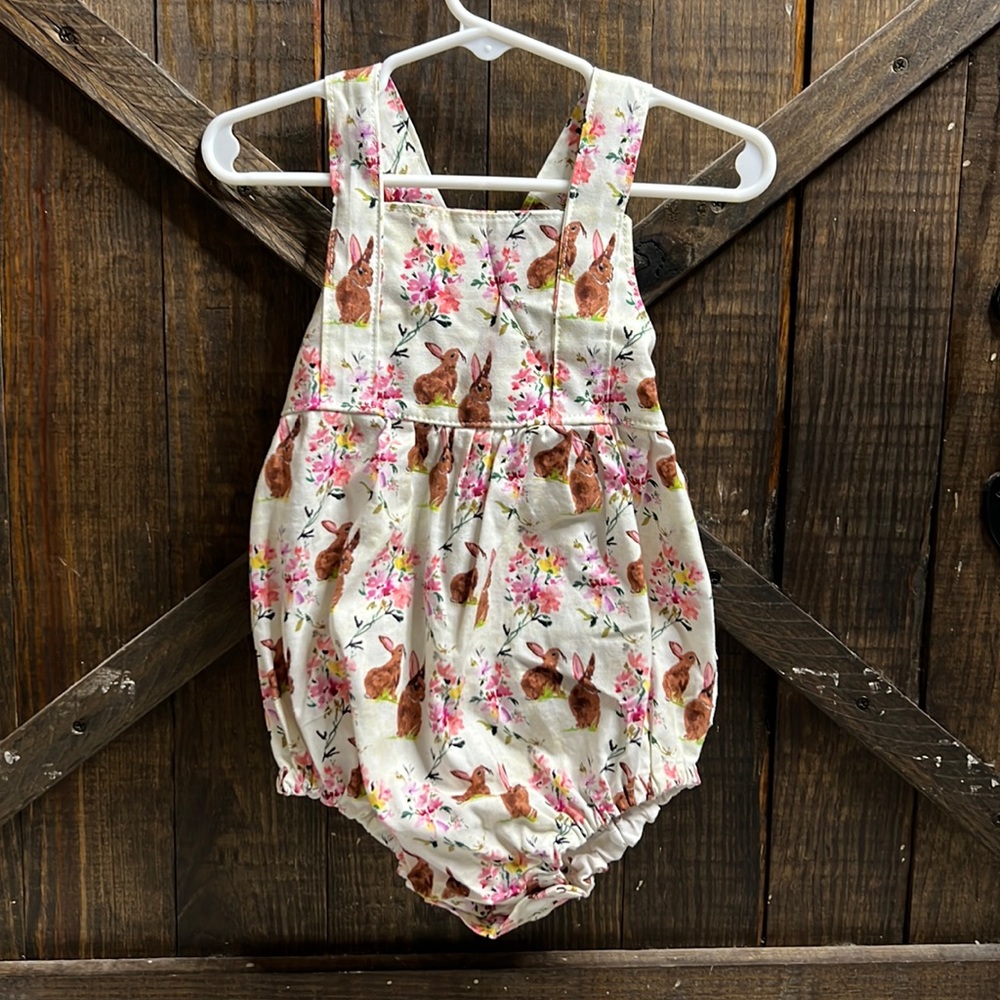 Classic Bunny Bubble Romper